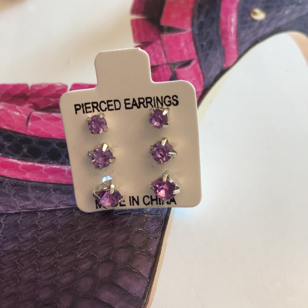 Set of 18-pairs of Rhinestone Stud pierced earrings. NWOT. - Picture 4 of 11